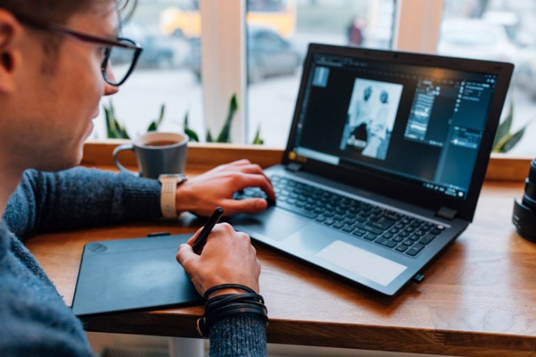 Read more about the article 7 Affordable Tools To Use For Website Designing