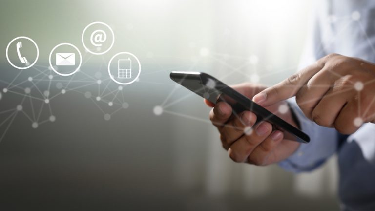 Read more about the article How to Educate Your Audience Through Dedicated Community Chat Channels