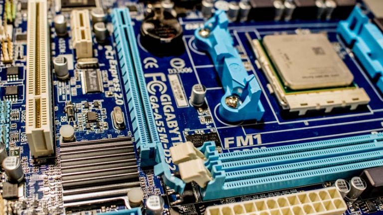 Read more about the article How Much RAM or Memory Do You Need in Your Computer?
