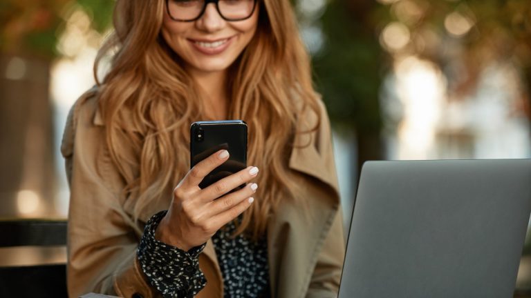 Read more about the article 6 Useful Tips to Extend the Life of Your Phone