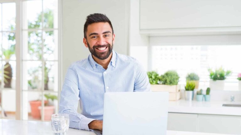 Read more about the article Run Your Business Better with These 6 Relationship Intelligence Tools