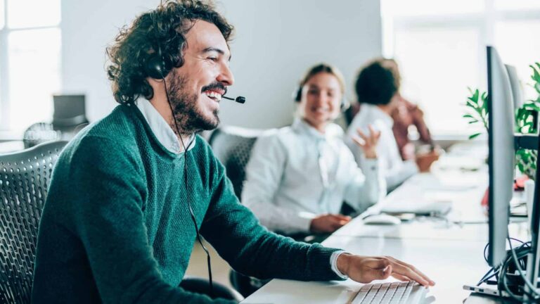 Read more about the article 7 Top Virtual Call Center Software in 2024