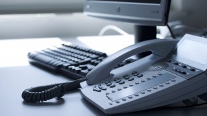 Read more about the article VoIP vs. PBX: Key Differences, Pricing, Pros & Cons