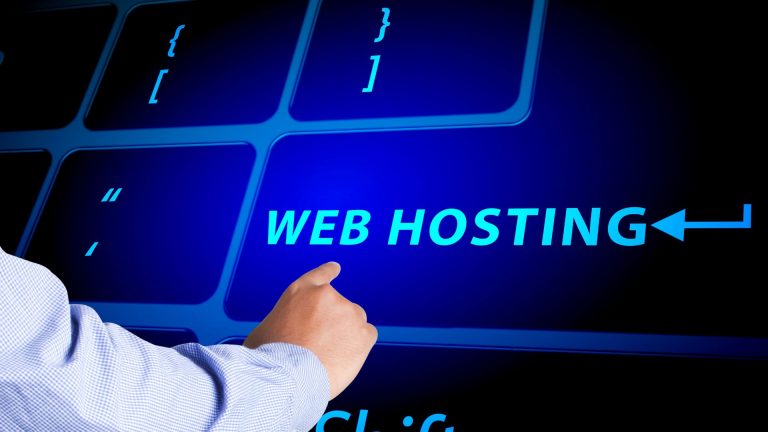 Read more about the article Dedicated vs. VPS hosting: Which One is Better for Blogging?