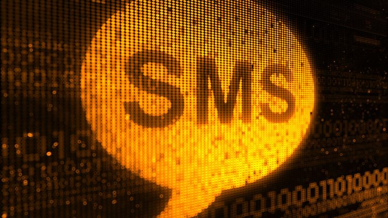 Read more about the article Business Texting Etiquette – 10 Proven Tips for Leaving Great Impressions